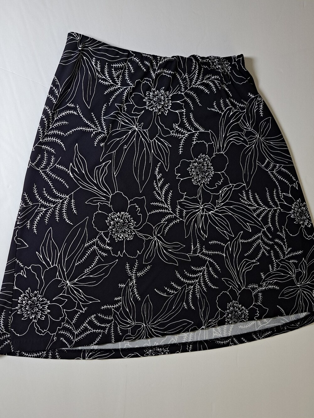 Jones New York Black Floral A-Line Skirt